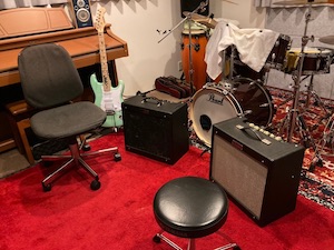 ギターレッスン室